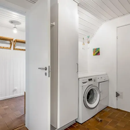 Vakantiehuis Alisa - 2km From The Sea By Interhome *