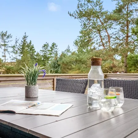 Alisa - 2km From The Sea By Interhome Vakantiehuis *